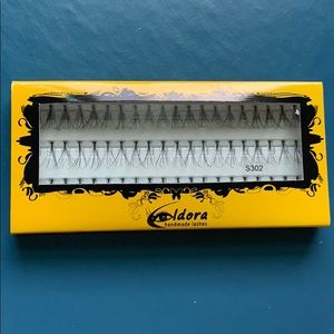 Individual lashes, re-usable. New in box